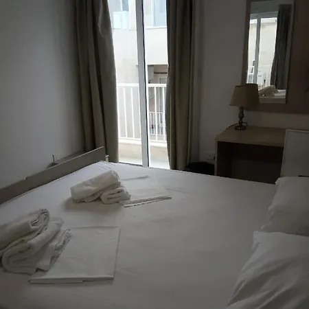 Triq Mercieqa 7 Appartement Sliema